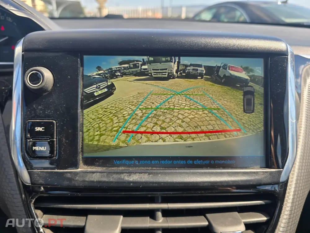 Peugeot 2008 PureTech 130 Allure Pack