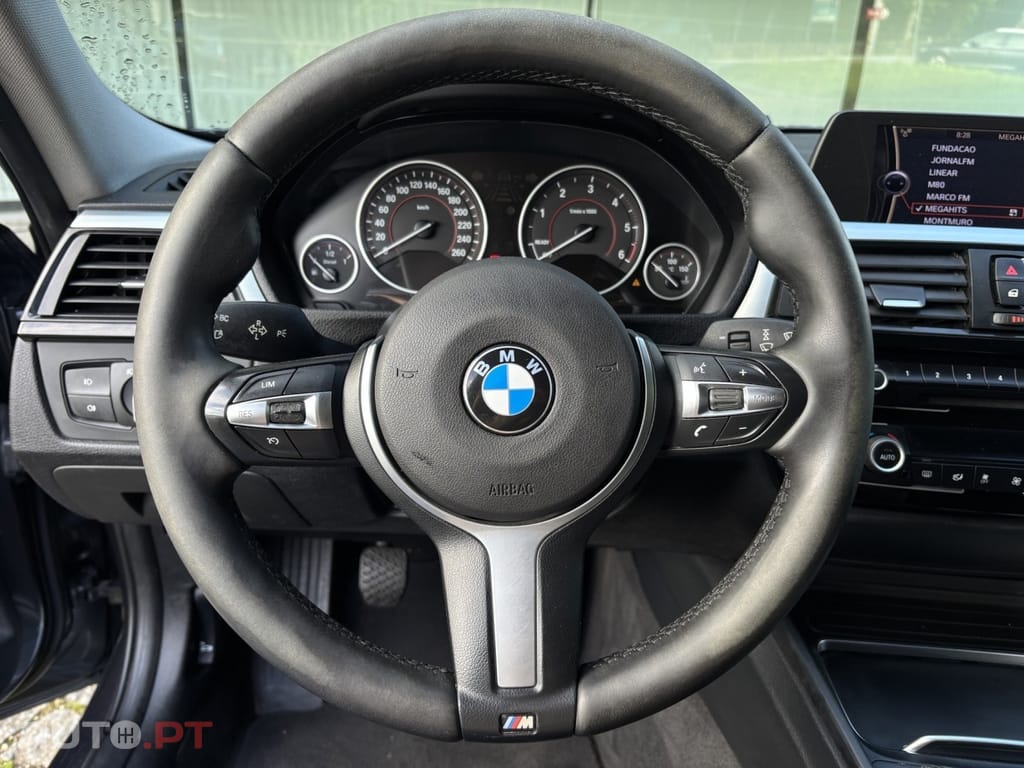 BMW 318 d Pack M