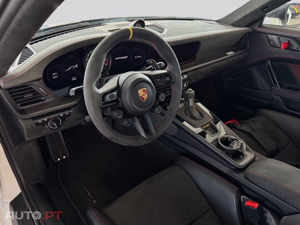 Porsche 992 GT3 RS 