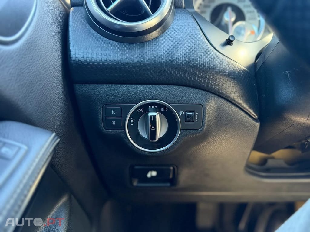 Mercedes-Benz A 180 d BlueEFFICIENCY Edition