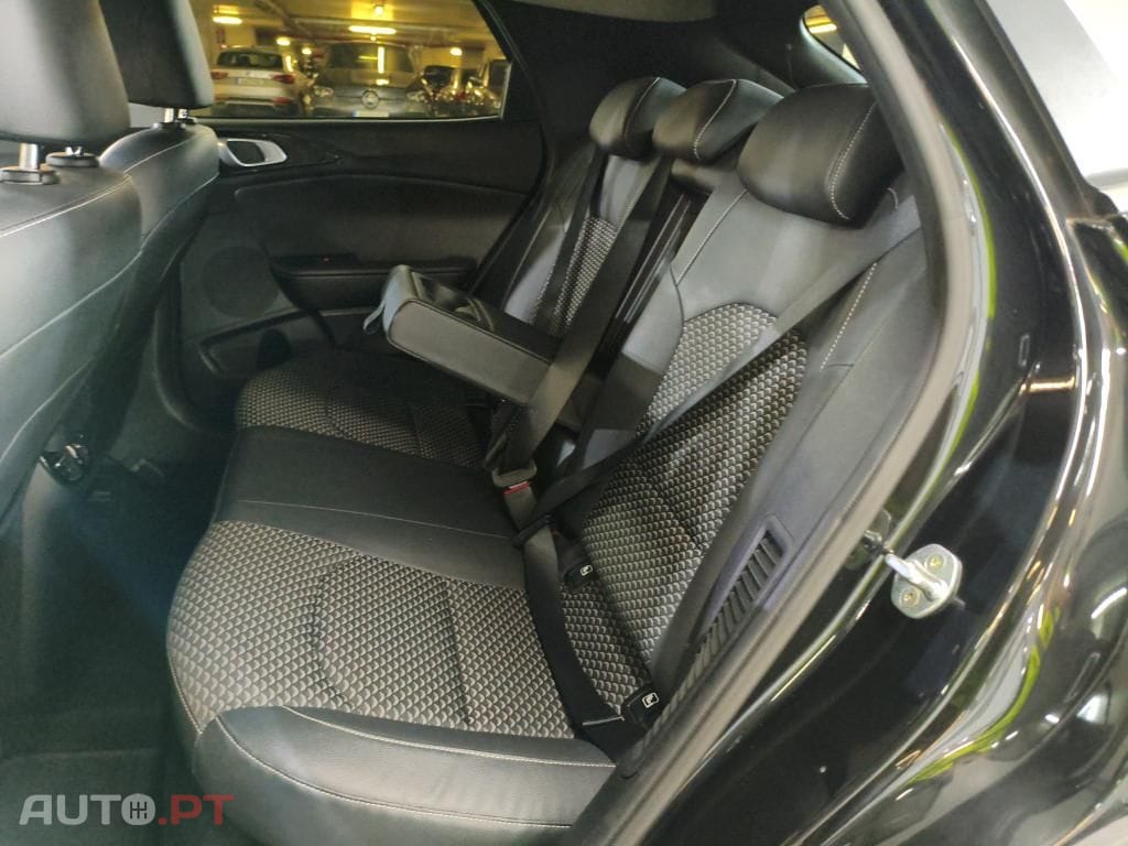 Kia Xceed 1.6 GDi PHEV Drive