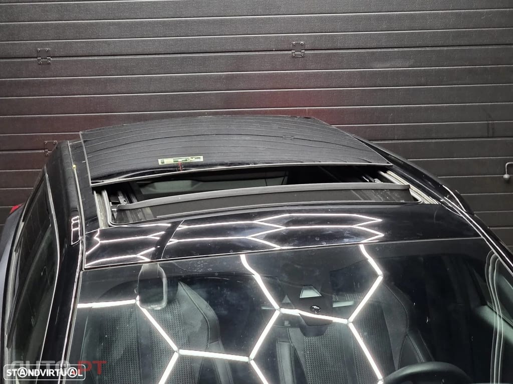 Peugeot E-2008 GT Pack