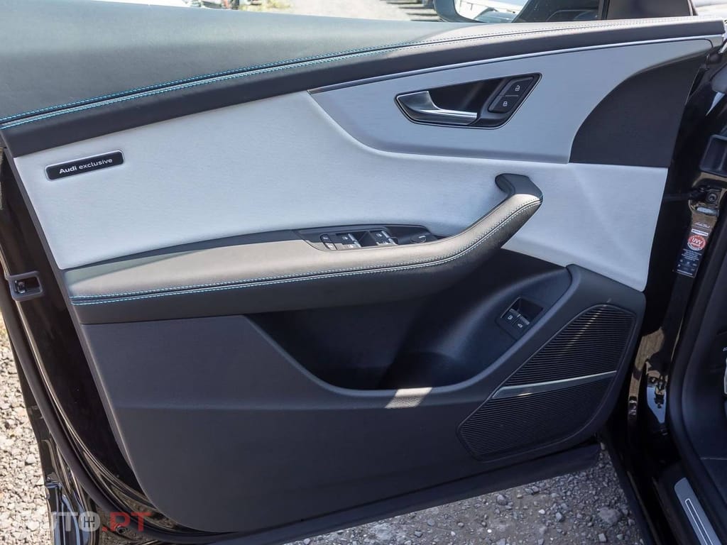 Audi Q8 60 TFSIe S line Matrix