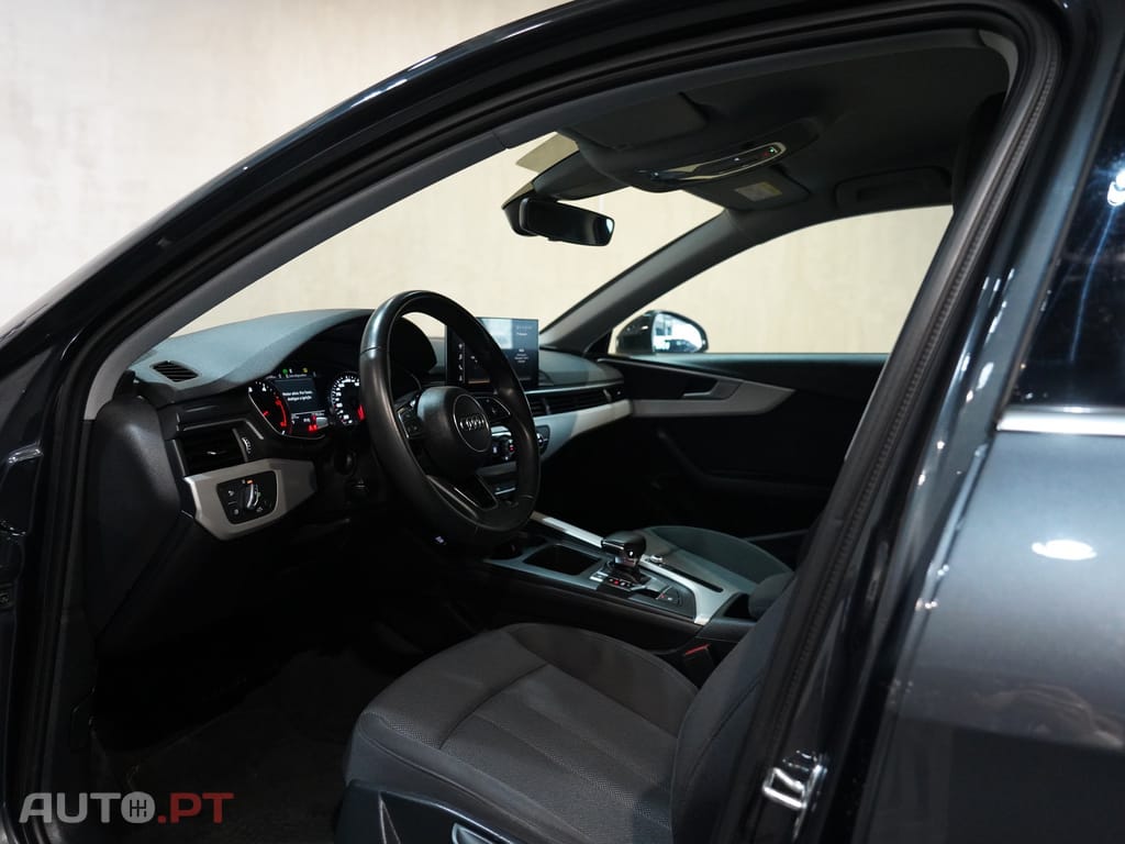 Audi A4 Avant 30 TDi Mild Hybrid