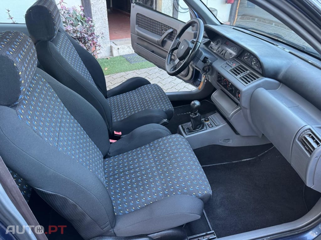Renault Clio 1.8 16V