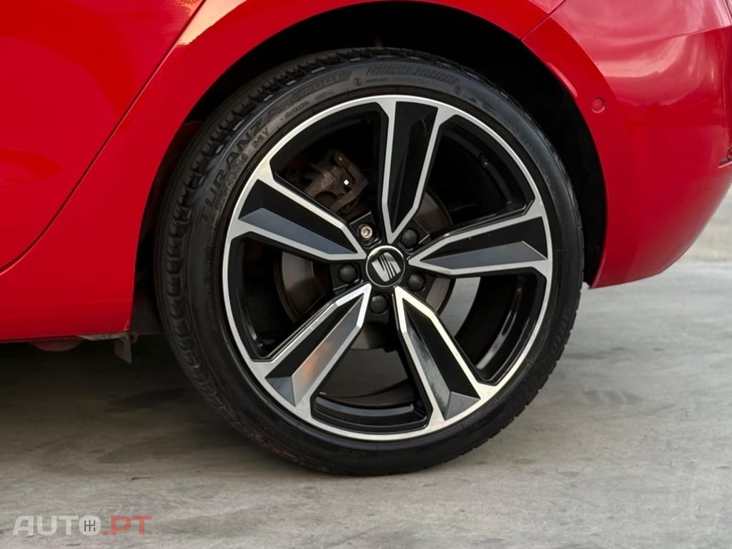 SEAT Leon 1.5 TSI — fotografia 11