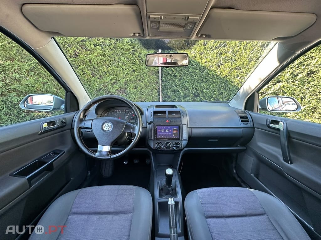 Volkswagen Polo 1.2 Confortline AC — fotografia 12
