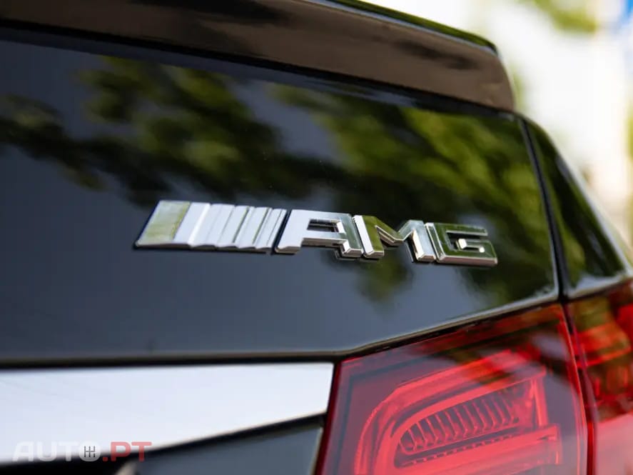Mercedes-Benz E 220 BlueTEC 9G-TRONIC Avantgarde