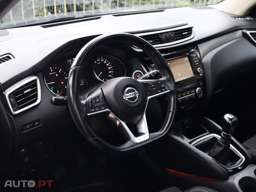 Nissan Qashqai 1.5 dCi N-Connecta
