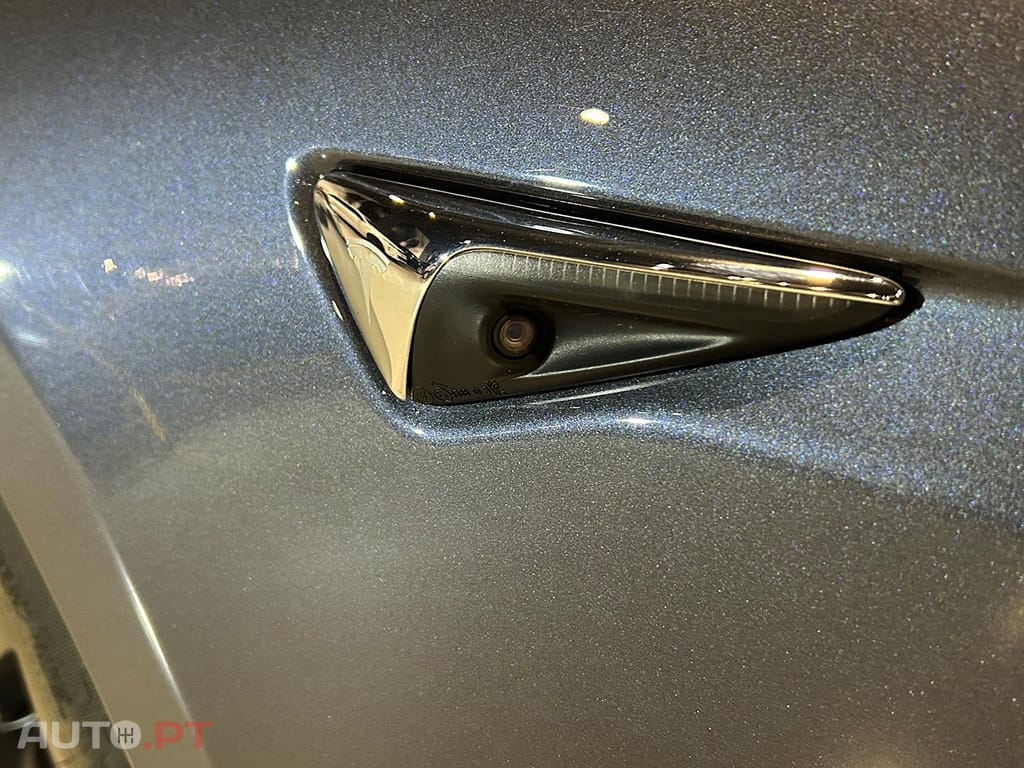 Tesla Model S 75D