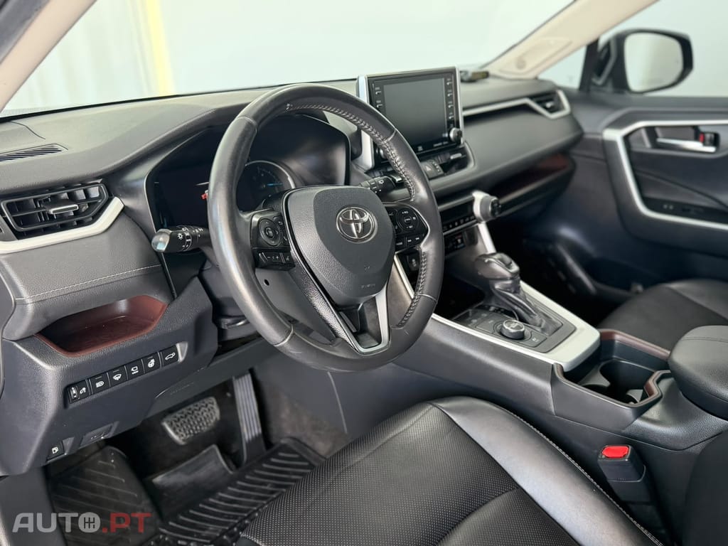 Toyota RAV4 2.5 HDF Exclusive AWD-i