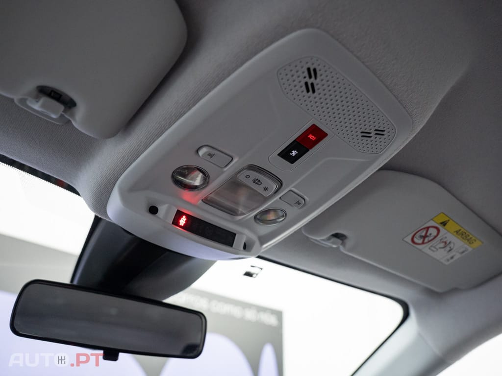 Peugeot E-208 50 kWh Active Pack