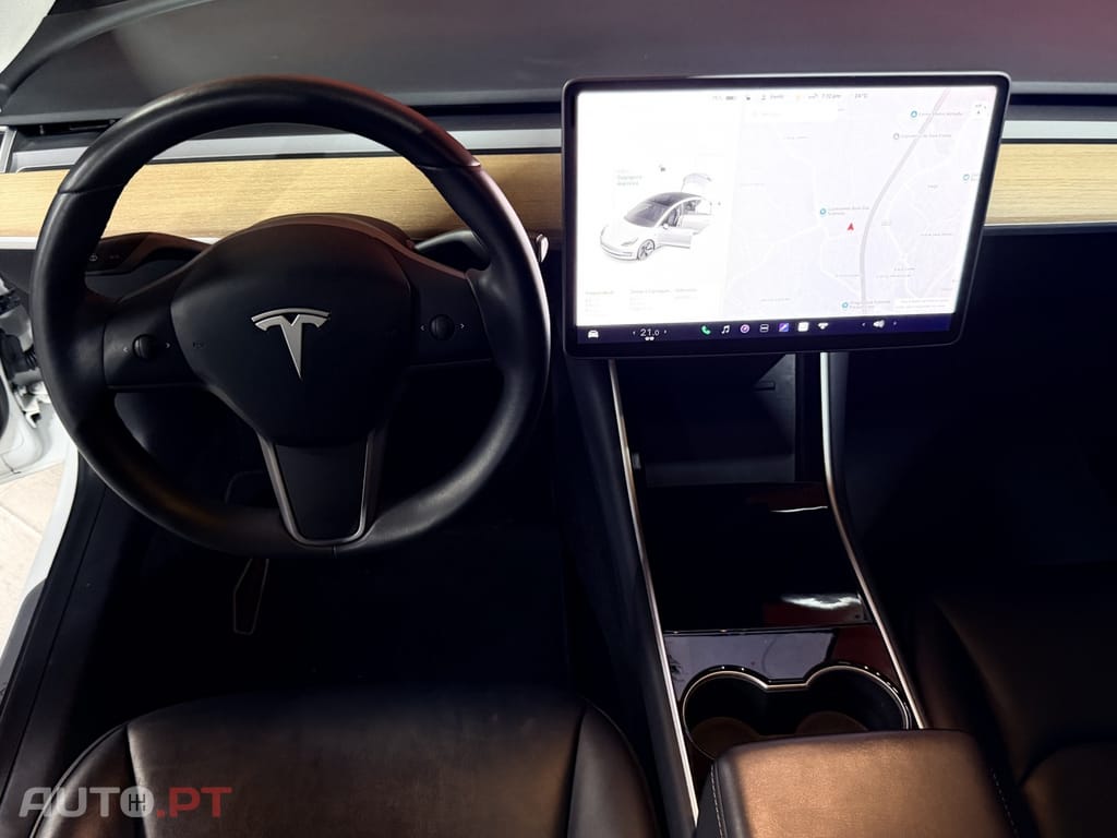 Tesla Model 3 Tração Traseira