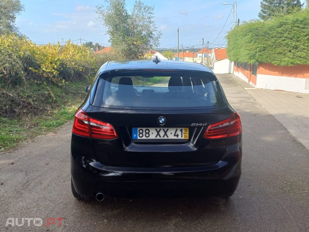 BMW 214 d Line Sport