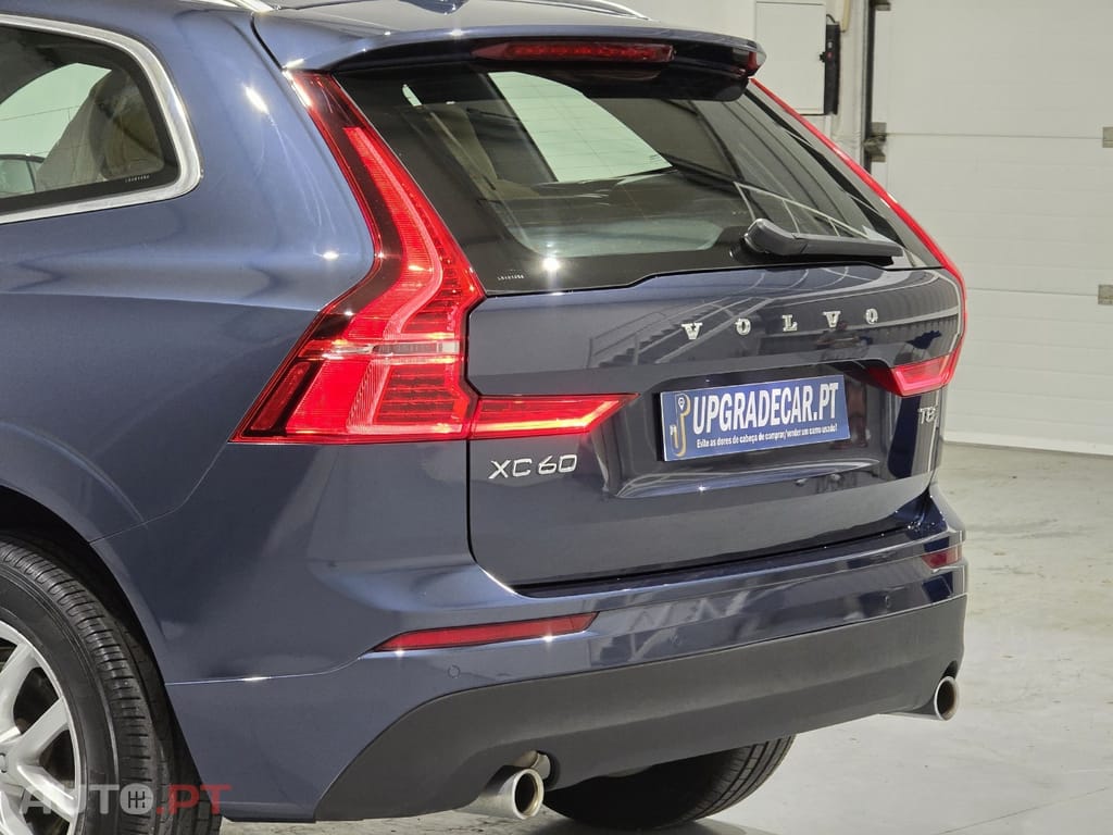 Volvo XC60 2.0 T8 PHEV Momentum AWD