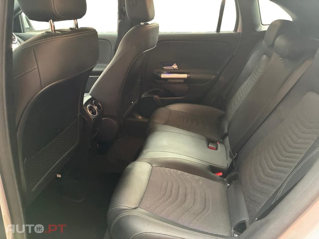 Mercedes-Benz GLA 250 e Progressive