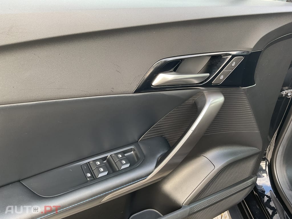 MG MG4 51 kWh Standard