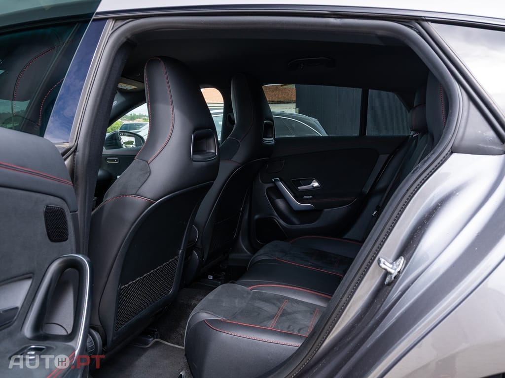 Mercedes-Benz CLA 220 d Shooting Brake AMG Line Aut.