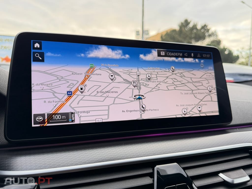 BMW 530 e Pack Desportivo M