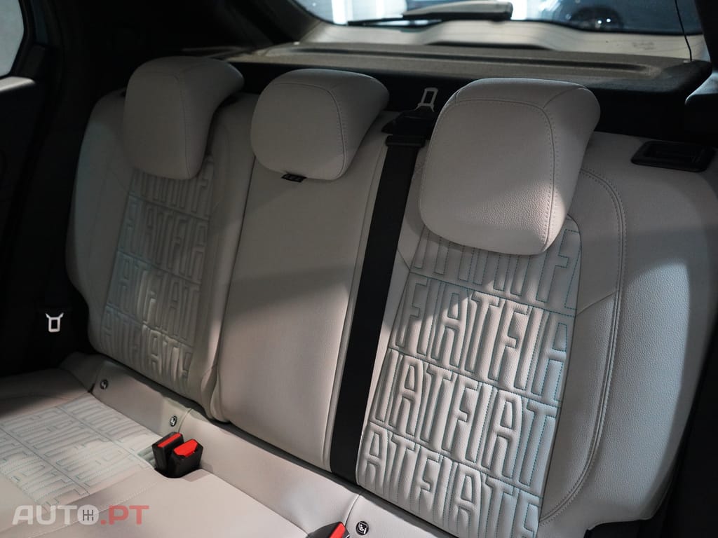 Fiat 600e 54 kWh La Prima