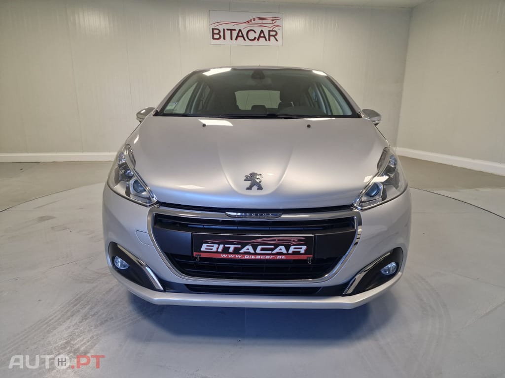 Peugeot 208 1.2 STYLE