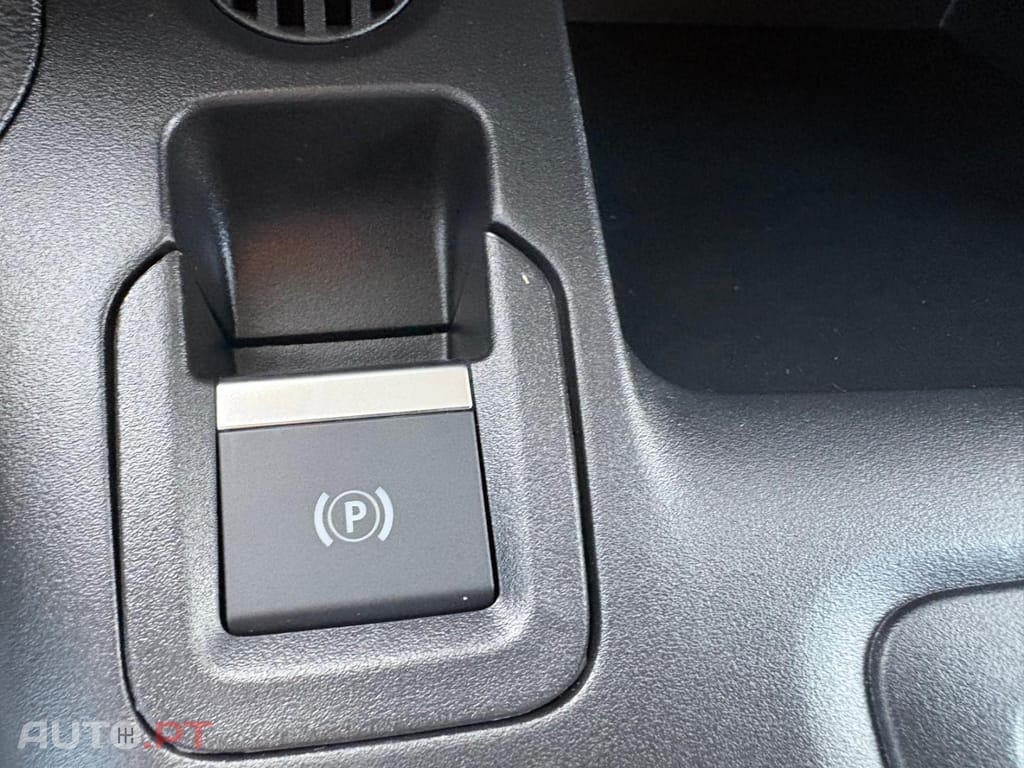 Opel Combo 1.5 Blue Hdi EAT6