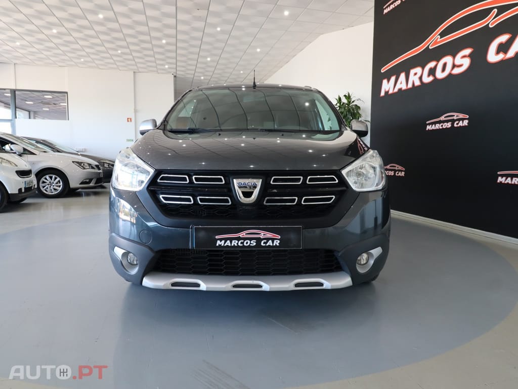 Dacia Lodgy 1.5 Blue dCi Stepway 7L