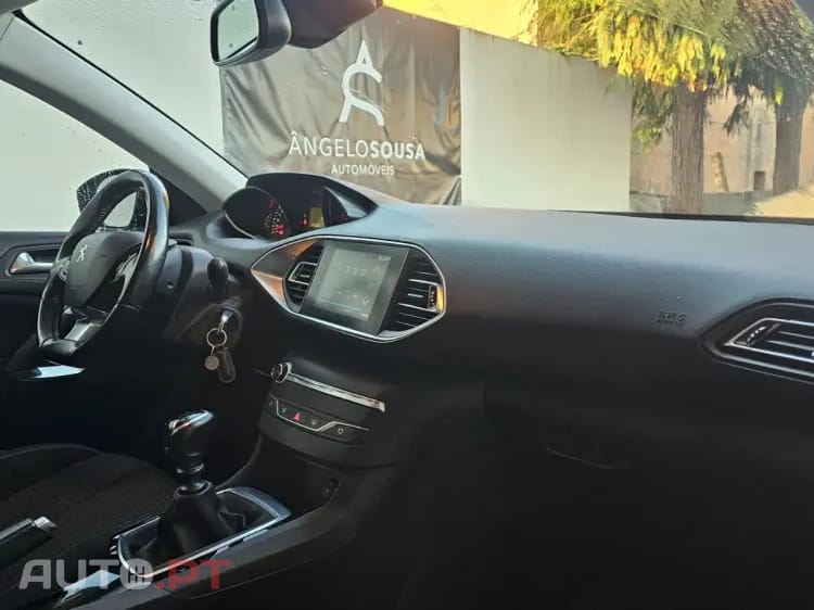 Peugeot 308 1.5 BlueHDi Style