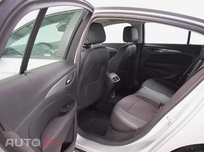Opel Insignia 1.6 CDTi Innovation
