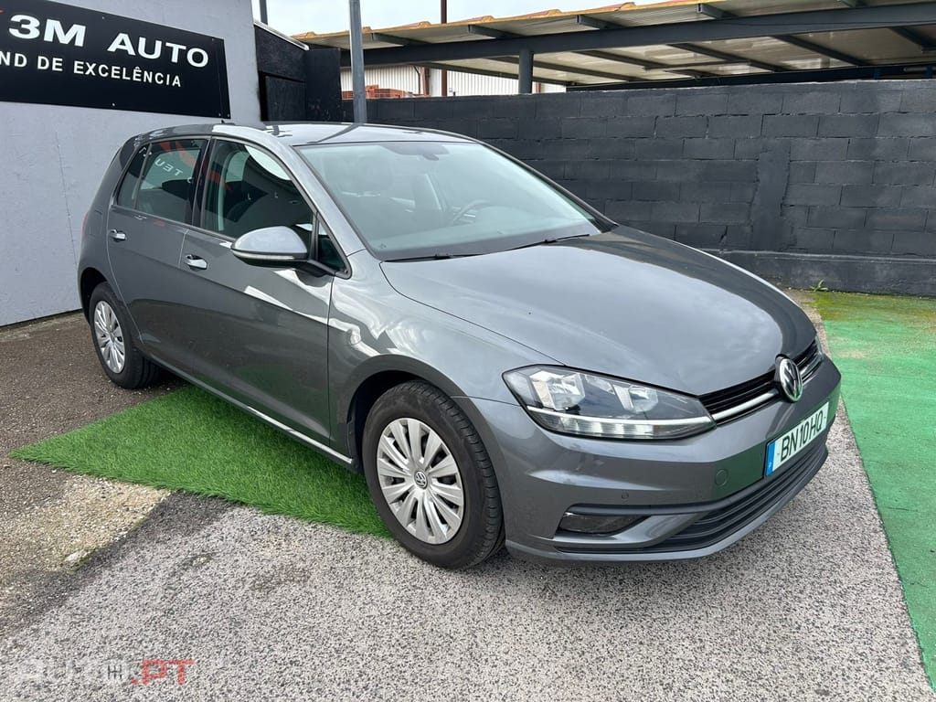 Volkswagen Golf 1.6 TDi Confortline