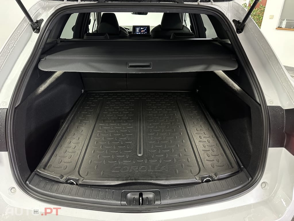 Toyota Corolla 1.8 Hybrid Exclusive