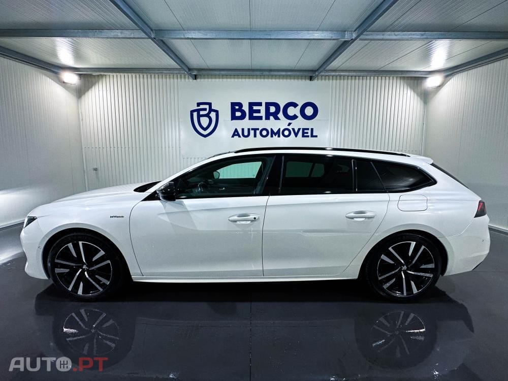 Peugeot 508 SW e-EAT8 225