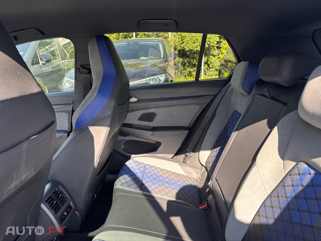 Volkswagen Golf 2.0 TSI R DSG