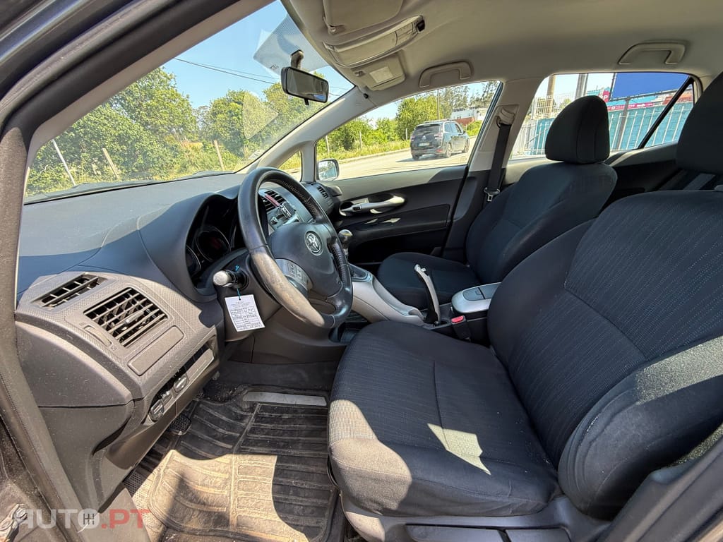 Toyota Auris 1.4 D4D