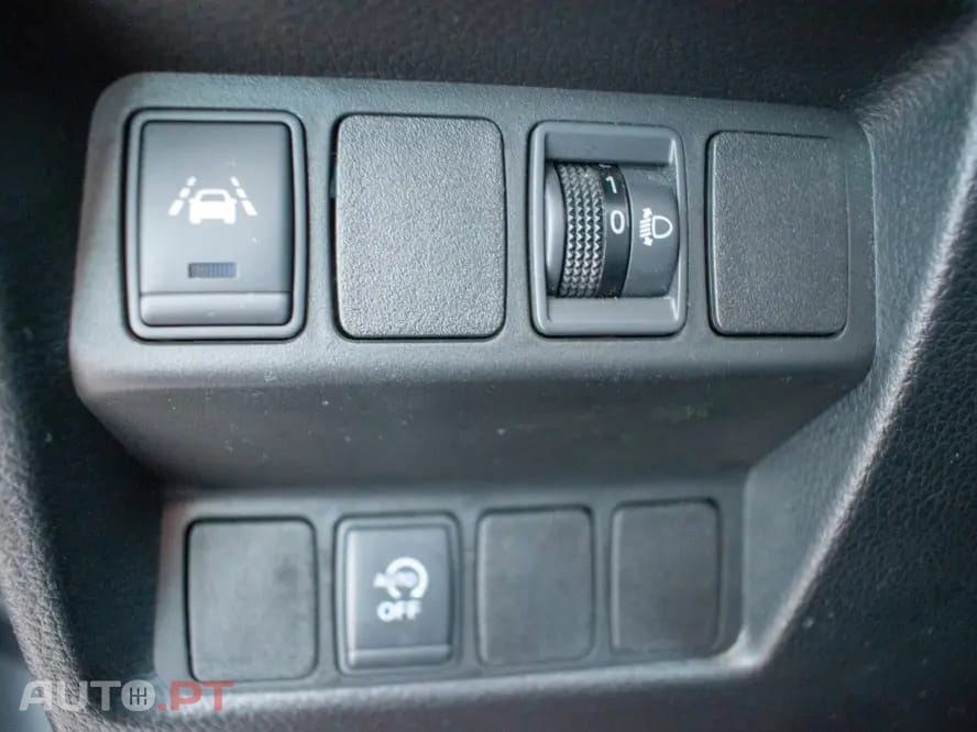 Nissan Qashqai 1.5 dCi N-Connecta J18