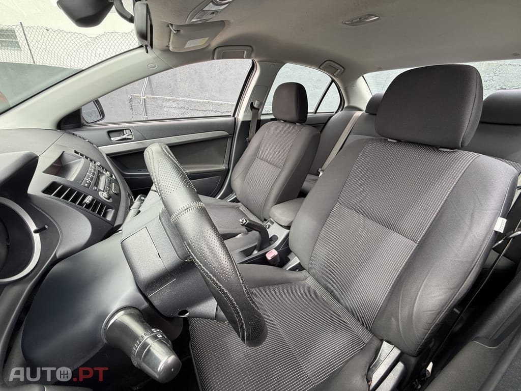 Mitsubishi Lancer 1.6 Invite ClearTec