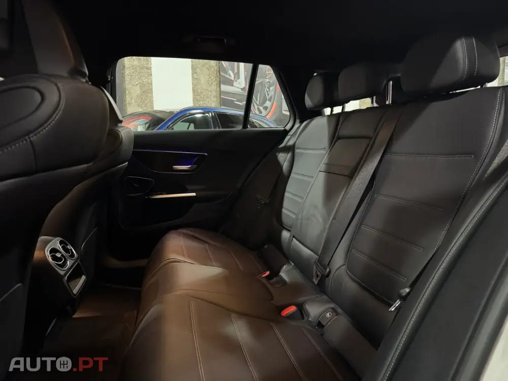 Mercedes-Benz C 300 e AMG Line