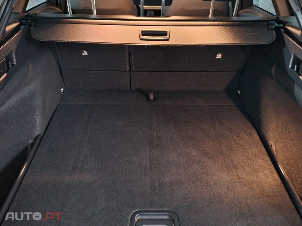 Toyota Corolla Touring Sports 1.8 Hybrid Comfort+P.Sport