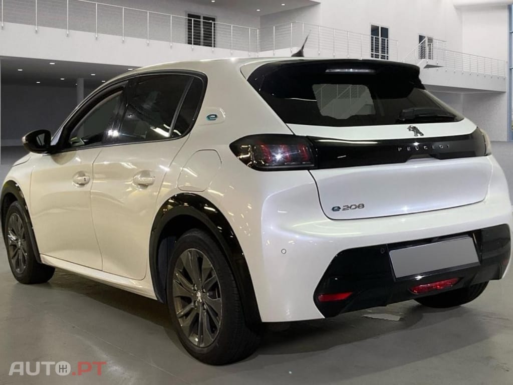 Peugeot E-208 50 kWh Allure