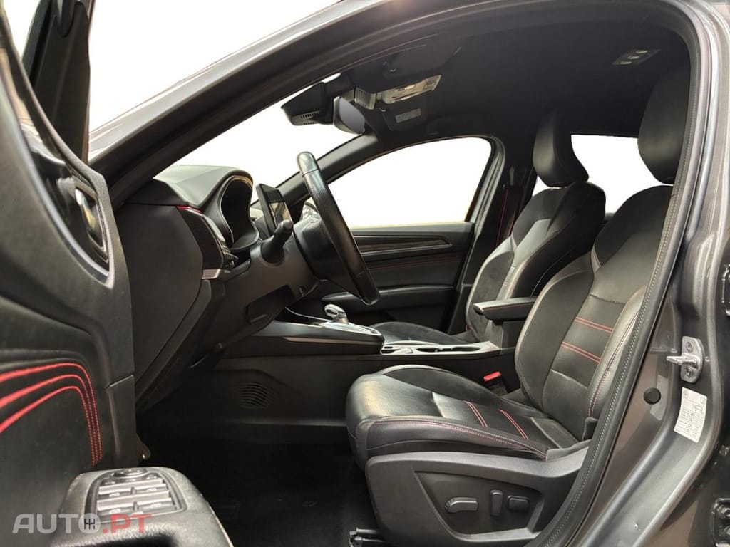 Renault Arkana E-Tech R.S. Line