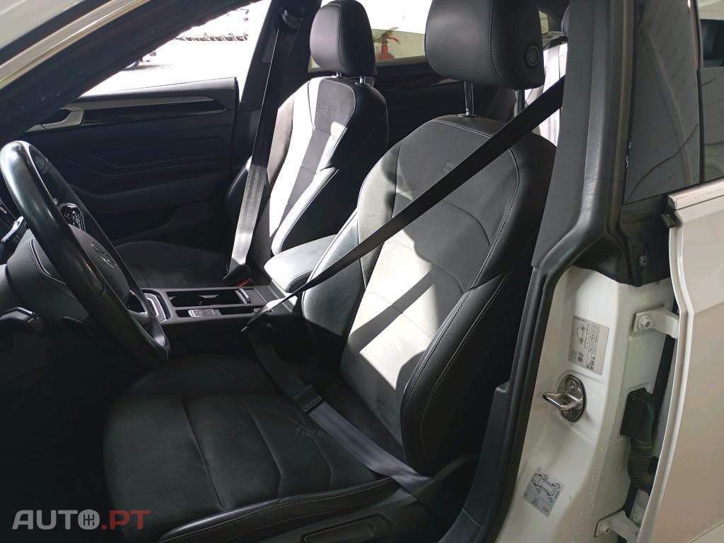 Volkswagen Arteon 1.4 TSI eHybrid R-Line