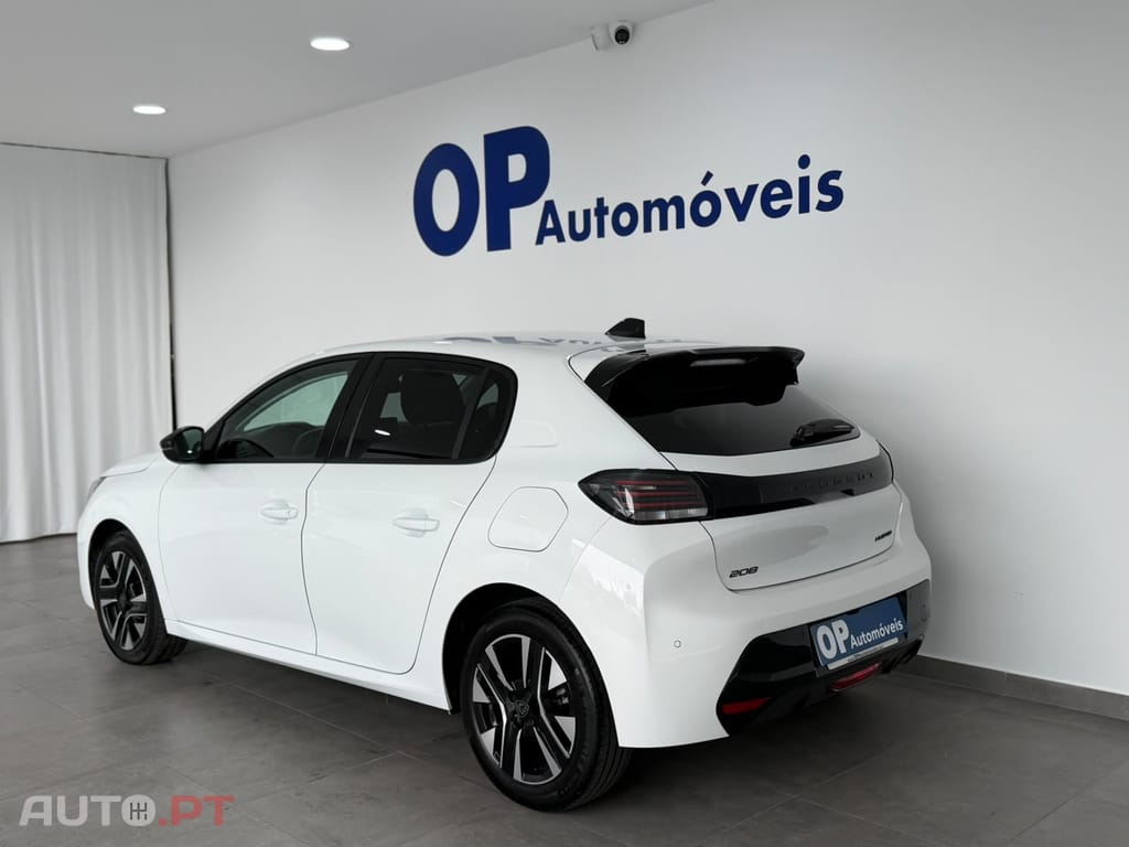 Peugeot 208 1.2 PureTech Allure EAT8