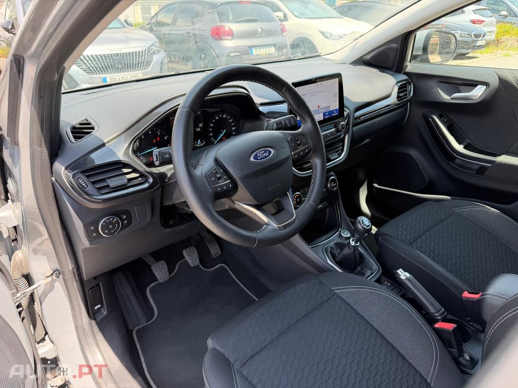 Ford Puma 1.0 EcoBoost MHEV Titanium Design