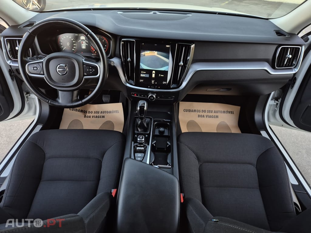 Volvo V60 2.0 D3 Momentum