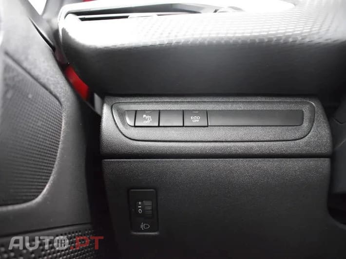 Peugeot 2008 1.5 BlueHDi Style