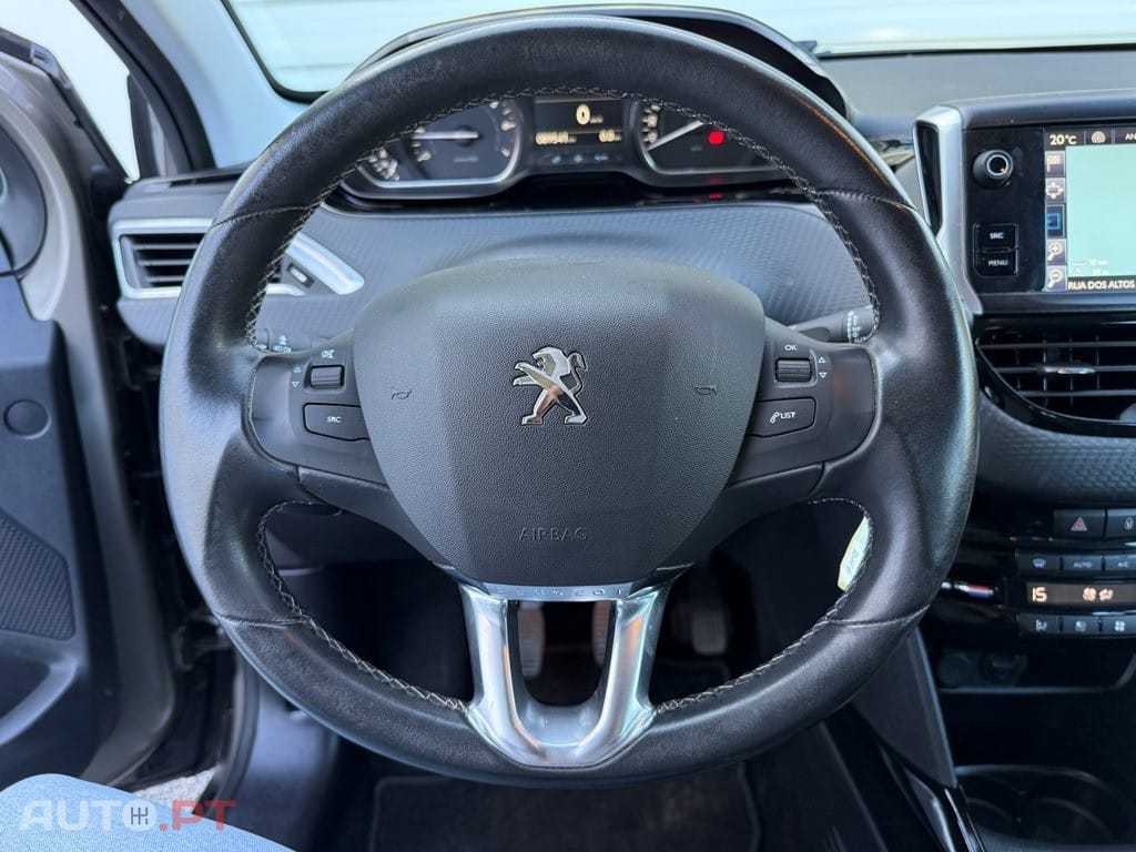 Peugeot 2008 1.2 PureTech Allure