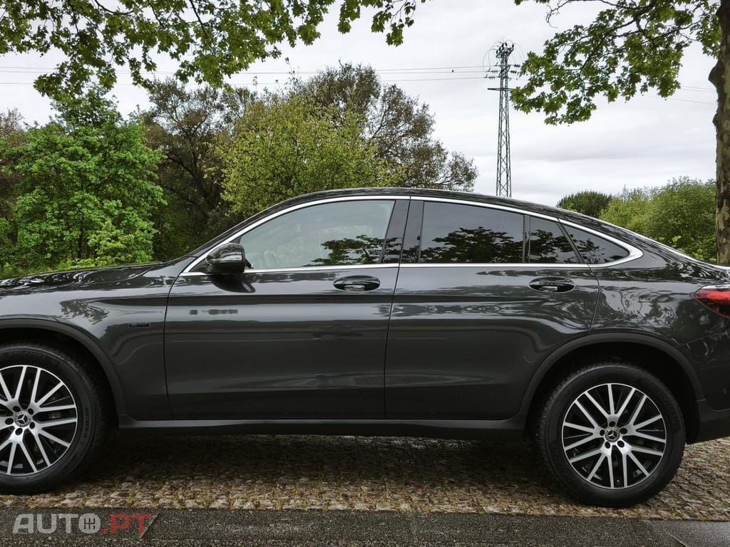 Mercedes-Benz GLC 300 de Coupe 4Matic 9G-TRONIC Exclusive