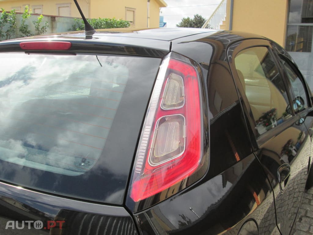 Fiat Punto EVO 1.2i Dynamic S&S