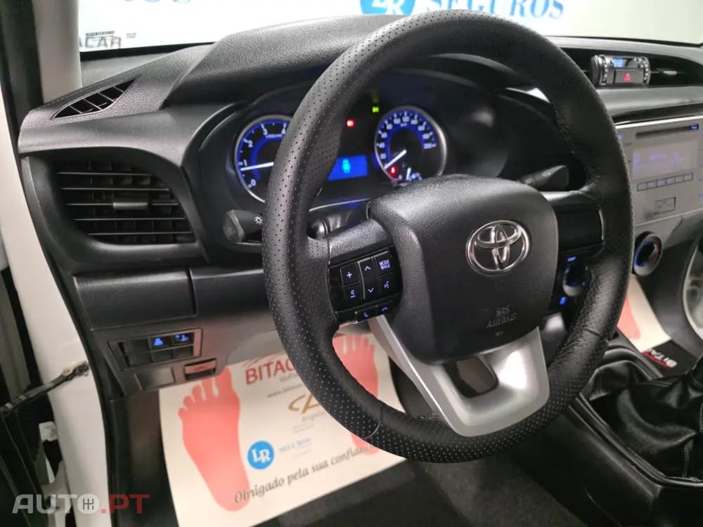 Toyota Hilux 2.4 D-4D 4WD CD CH