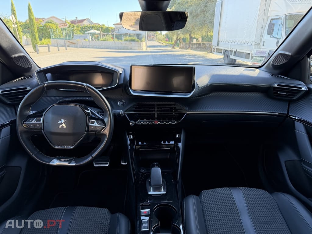 Peugeot E-208 50 kWh GT Line